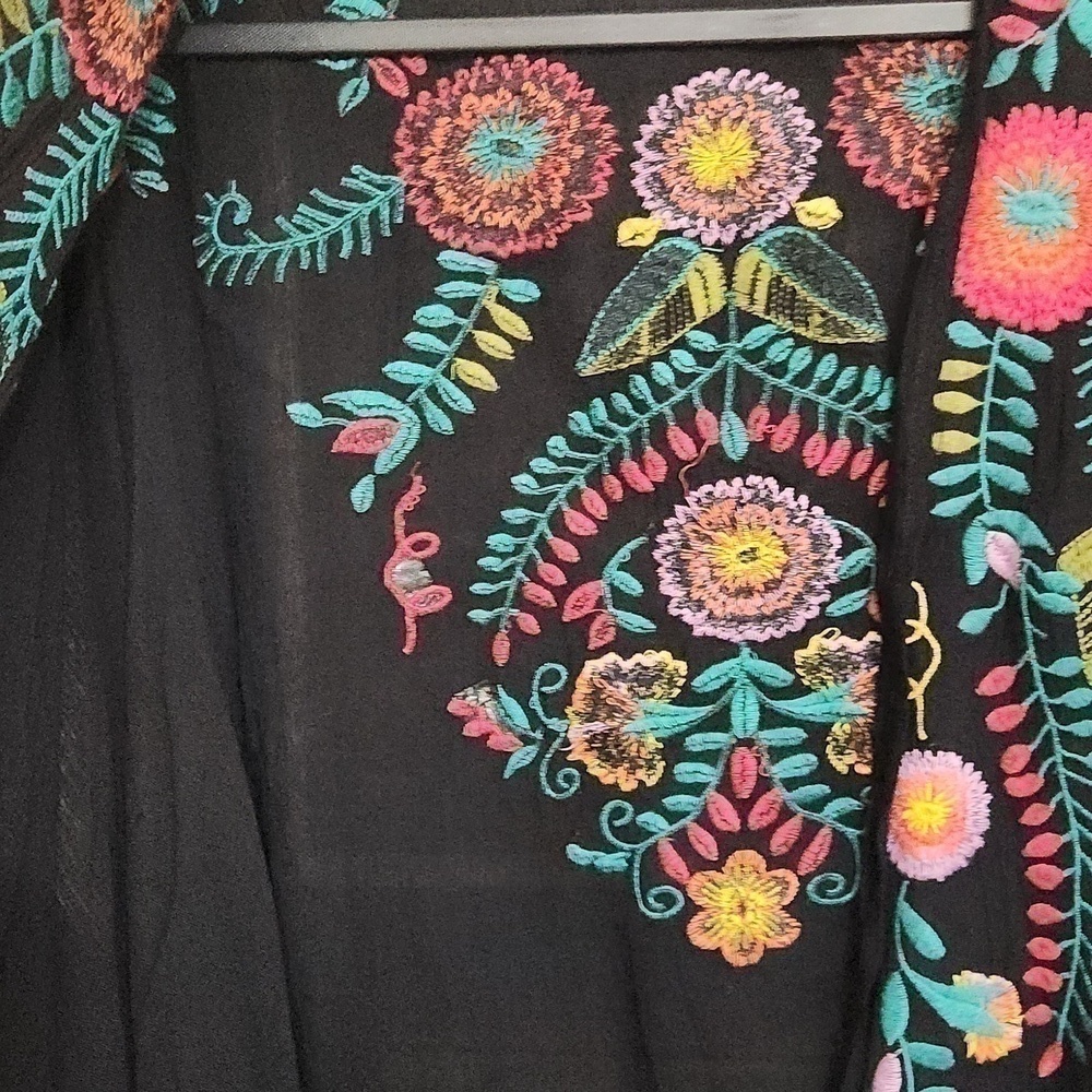 Umgee S/M Kimono Floral Embroidered Duster cardigan Boho lagenlook - Picture 3 of 10